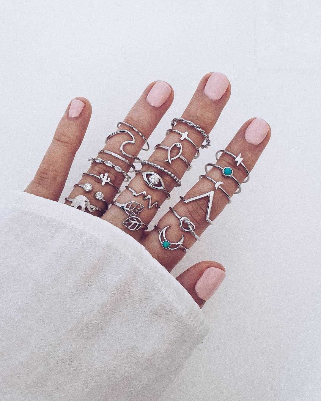 Homaful 52 Pcs Knuckle Stacking Rings for Women Teen Girls,Boho Vintage Finger Rings Stackable Gold Silver Midi Rings Set Multiple Rings Set