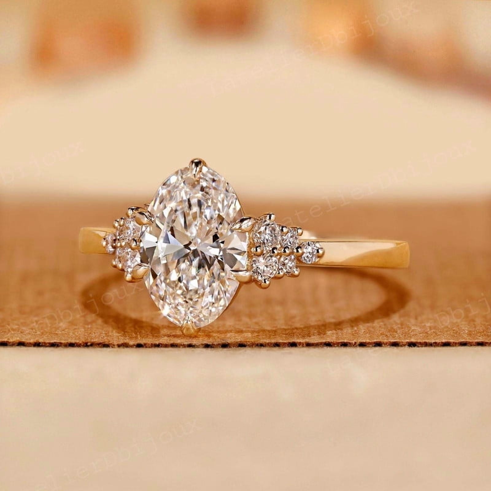 LATELIERDBIJOUX Oval Cut Lab Grown Diamond Ring, Side Stone Engagement Ring, Solid Gold Wedding Ring for Women,