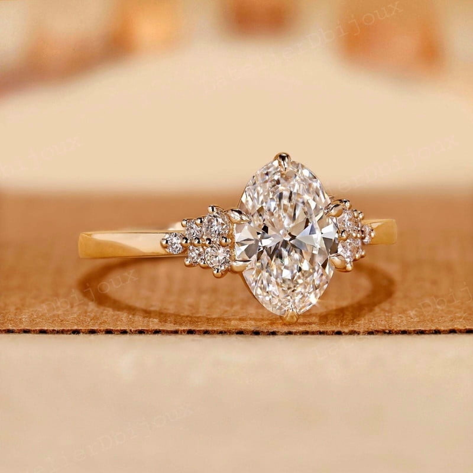 LATELIERDBIJOUX Oval Cut Lab Grown Diamond Ring, Side Stone Engagement Ring, Solid Gold Wedding Ring for Women,